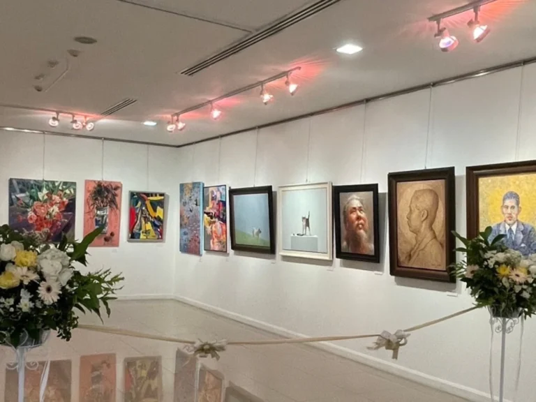 Highlights from IVAA’s 18th Exhibition—bridges between artists, collectors, and corporates
